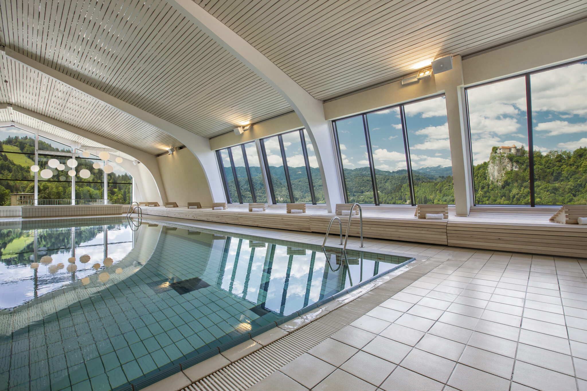 Hotel Park indoor pool